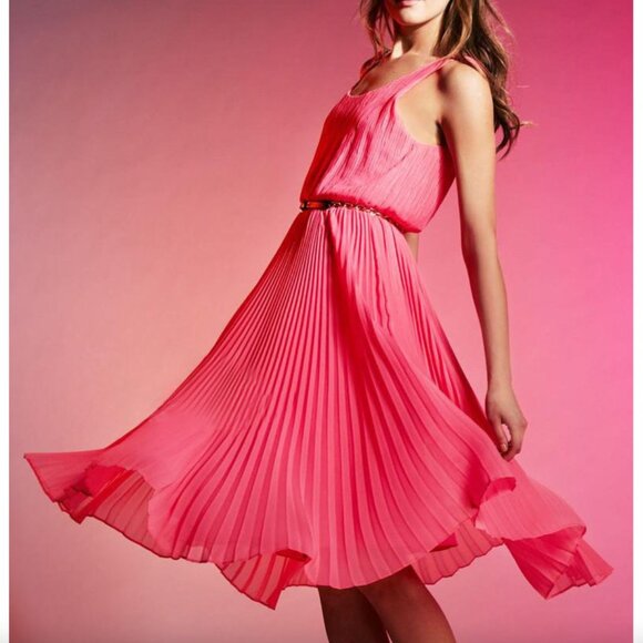 ALICE + OLIVIA pastel purple Penny double layer pleated chiffon dress - Picture 10 of 10